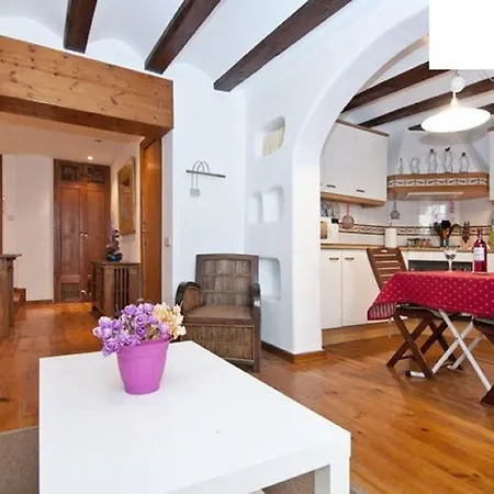 Quiet Apartment! Sagrada Familia! *
