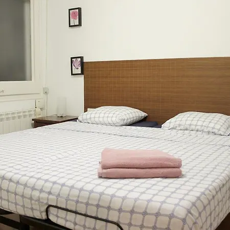 Quiet Apartment! Sagrada Familia! Apartamento Barcelona